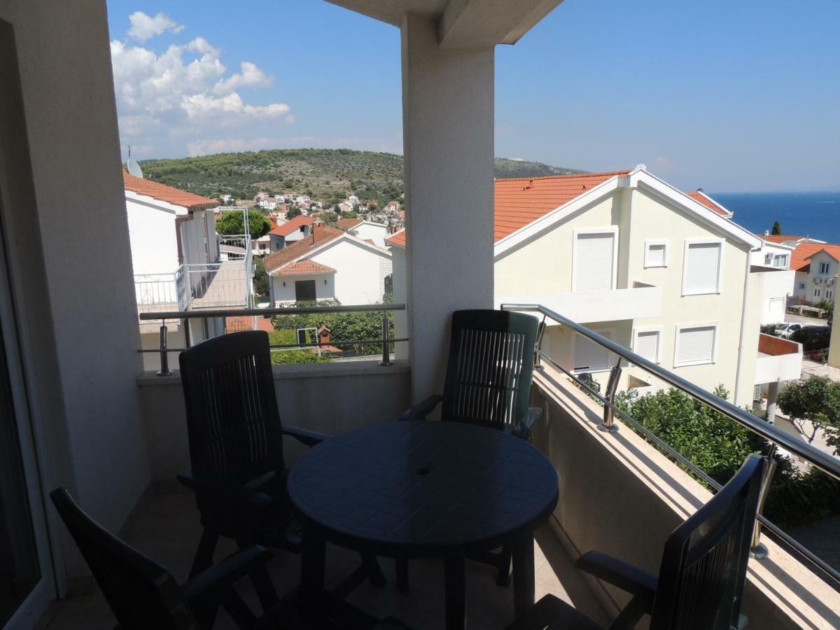 Apartments Naomi And Marsel Trogir Exterior foto